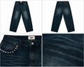 Mørkeblå jeans med nitter